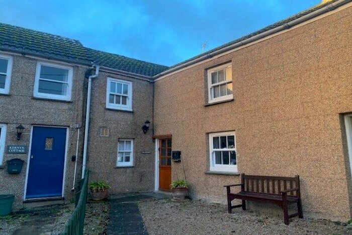 2 Bedroom Property To Rent In Perranuthnoe, Penzance, TR20