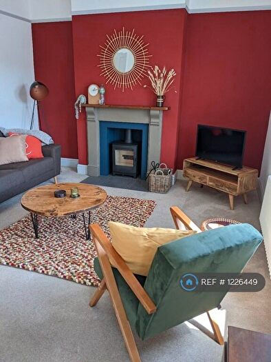 1 Bedroom Flat To Rent In Newbridge Road, Bath, BA1