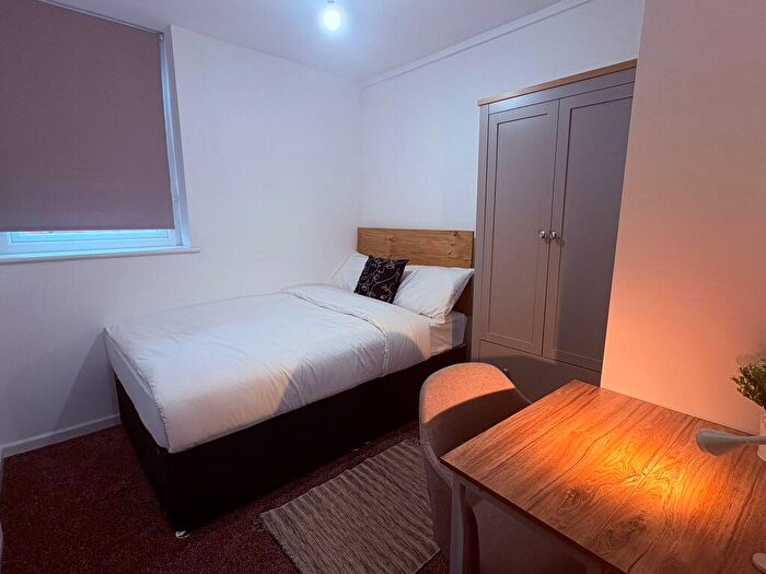 1 Bedroom House To Rent In Room, Parsonage Street, BL9