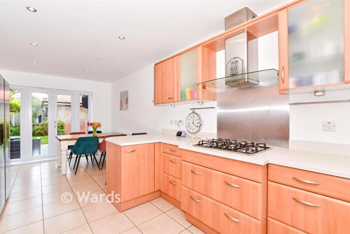 5 Bedroom Detached House For Sale In Quindell Place, Kings Hill, West Malling, Kent, ME19