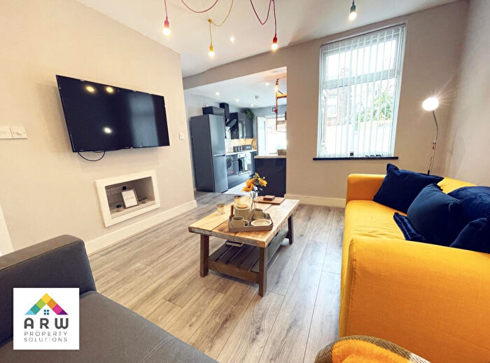 4 Bedroom Terraced House To Rent In Langton Road, Liverpool, Merseyside, L15