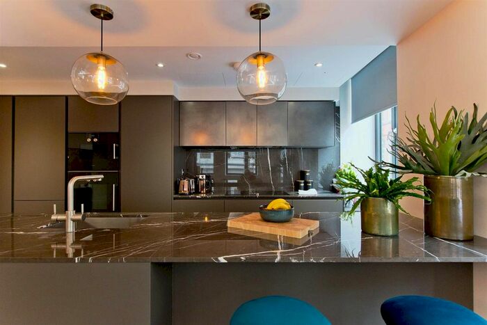 2 Bedroom Flat To Rent In Golden Square, Soho, London, W1F