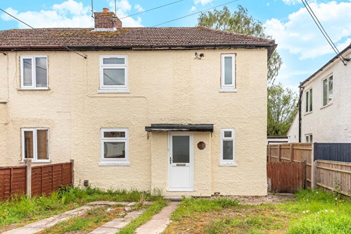 3 Bedroom Semi Detached House To Rent In Bowness Avenue, Didcot, OX11