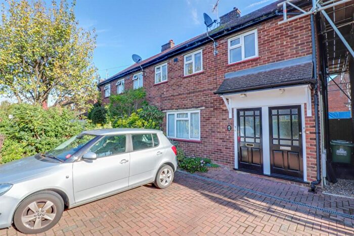 1 Bedroom Maisonette To Rent In St Cuthberts Road, Hoddesdon, Hertfordshire, EN11