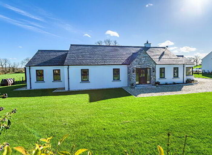 4 Bedroom Detached Bungalows For Sale In Fairview Road, Dromore, BT66