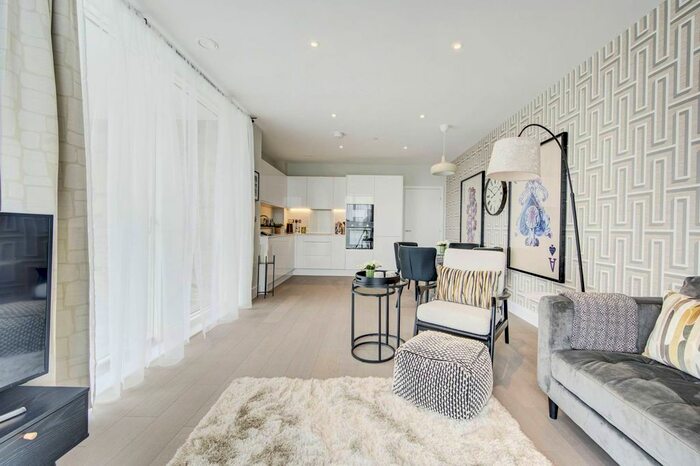 2 Bedroom Flat For Sale In Bookbinder Point, Acton, W3