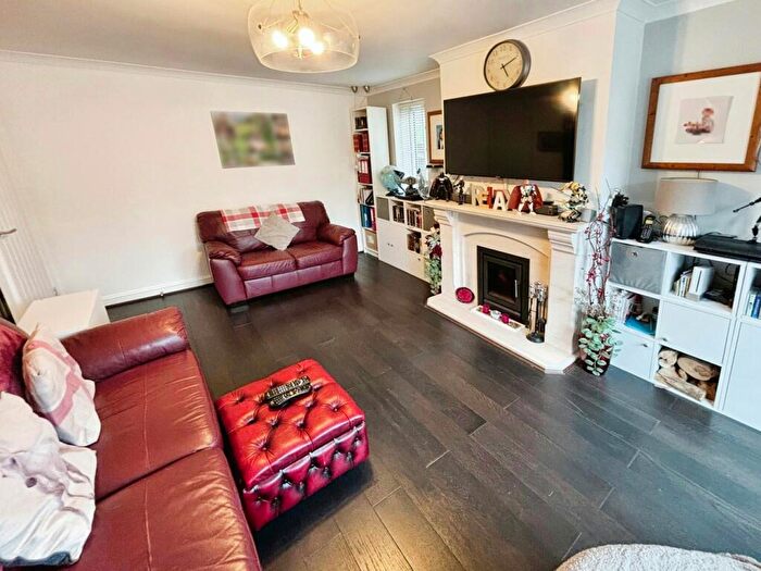 4 Bedroom Detached House For Sale In Balfour Drive, Calcot, Reading, RG31