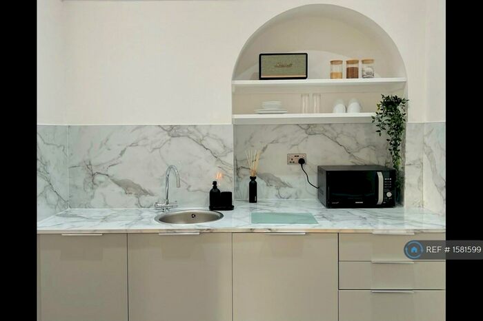 Studio To Rent In Park Road, Loughborough, LE11