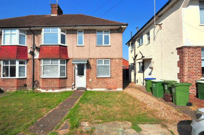 2 Bedroom Maisonette To Rent In Brampton Road, Bexleyheath, DA7