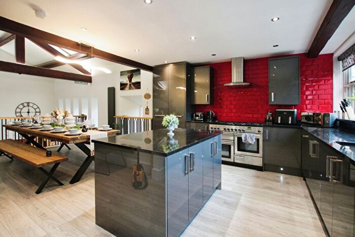 4 Bedroom Detached House To Rent In Smithills Croft Road, Bolton, BL1