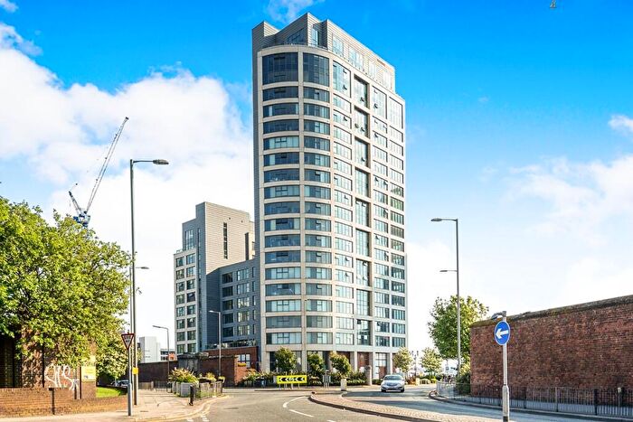 2 Bedroom Apartment To Rent In Apartment William Jessop Way, Liverpool, L3