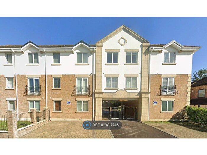1 Bedroom Flat To Rent In Albert Road, Romford, RM1