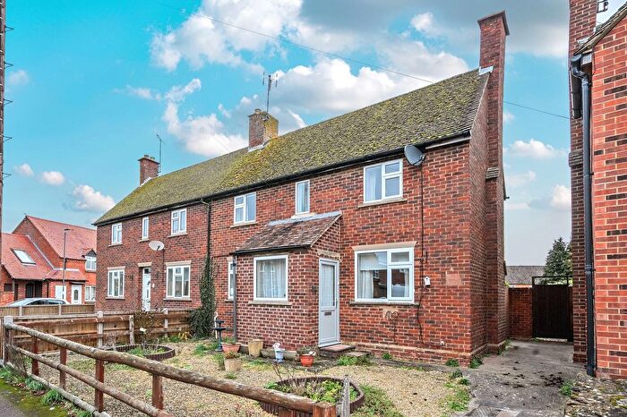 3 Bedroom Semi Detached House For Sale In Warneford Place, Moreton-In-Marsh, GL56