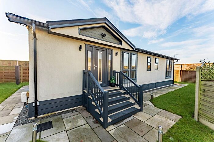 2 Bedroom Park Home For Sale In Eye Road, Brome, IP23