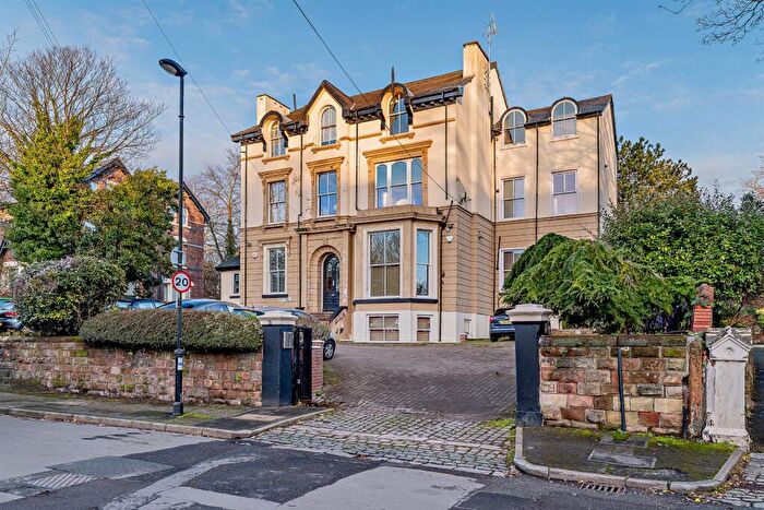 2 Bedroom Apartment For Sale In Alexandra Drive, Liverpool, L17