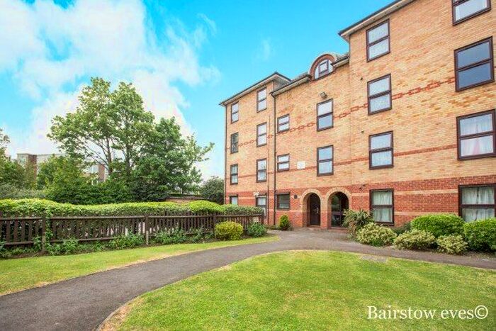 1 Bedroom Flat To Rent In Forest Road, London, E17