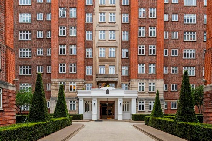 2 Bedroom Flat To Rent In Hall Road, St John's Wood, London, NW8