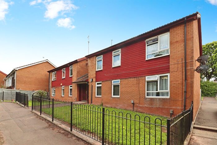 2 Bedroom Flat For Sale In Brynheulog, Pentwyn, Cardiff, CF23