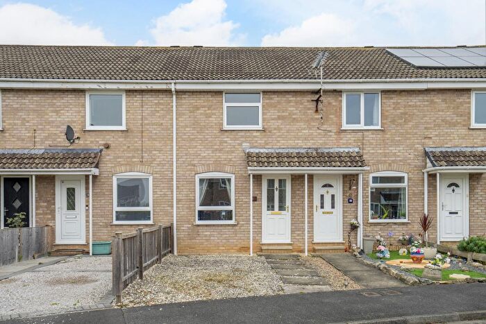 2 Bedroom Terraced House For Sale In Sycamore Close, Skelton, York, YO30
