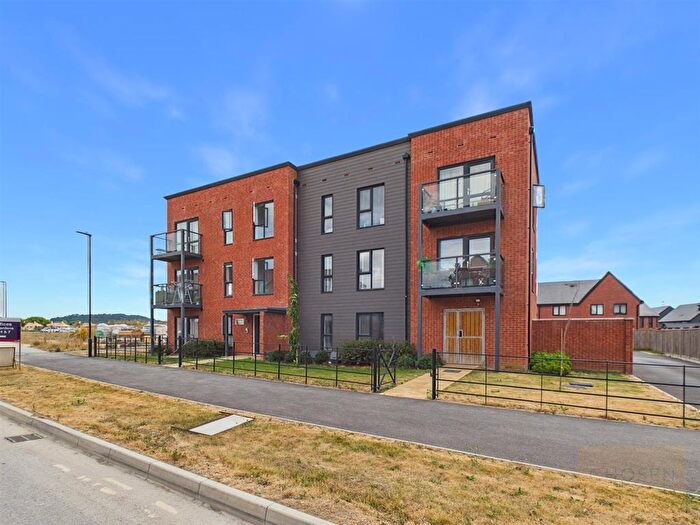 2 Bedroom Flat For Sale In Centurion Road, Innsworth, Gloucester, GL3