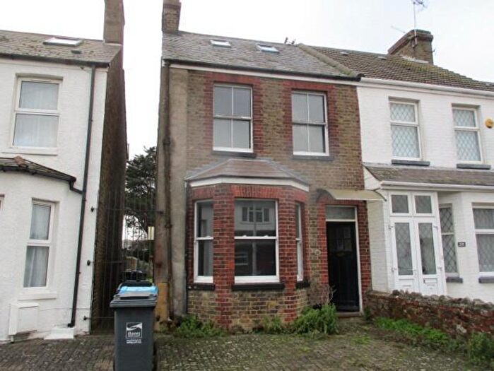 3 Bedroom End Of Terrace House For Sale In Gordon Road, Margate, Kent, CT9