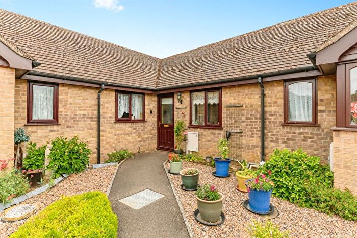 2 Bedroom Terraced Bungalow For Sale In The Walled Garden, Tixover Grange, Stamford, PE9