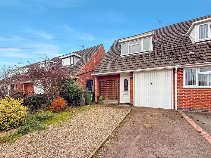 3 Bedroom Semi-Detached House For Sale In Park Close, Cosby, Leicester, LE9