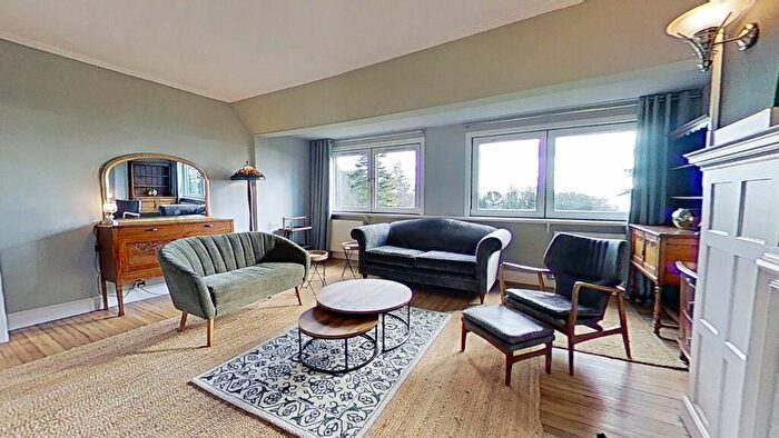 3 Bedroom Flat To Rent In Farington Street, Dundee, DD2