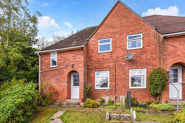 4 Bedroom Semi-Detached House For Sale In Winchester, SO22