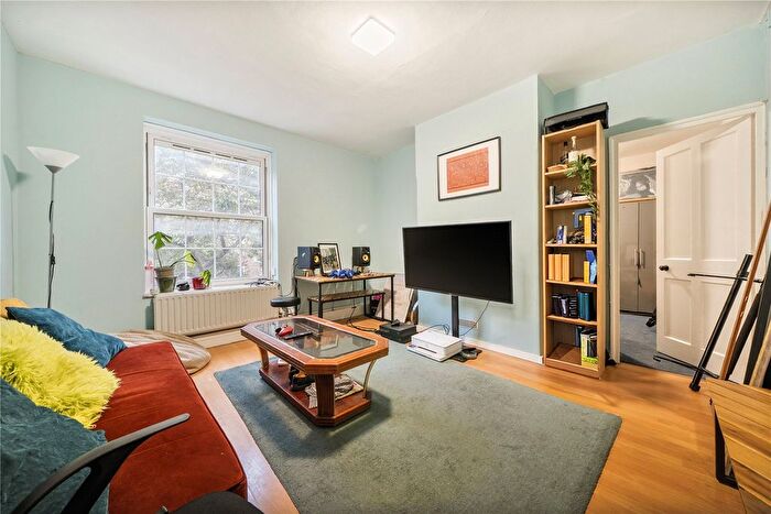 3 Bedroom Flat For Sale In Bath Terrace, London, SE1