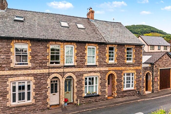 3 Bedroom Terraced House For Sale In North Street, Abergavenny, NP7