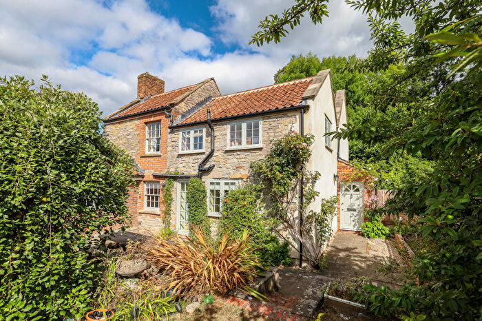 5 Bedroom Semi-Detached House For Sale In Bove Town, Glastonbury, Somerset, BA6