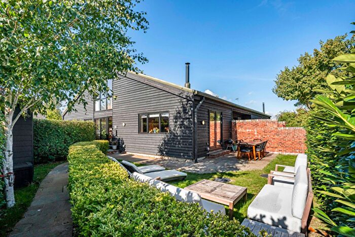 3 Bedroom Barn Conversion To Rent In Ivinghoe Aston, Ivinghoe Aston, Leighton Buzzard, LU7