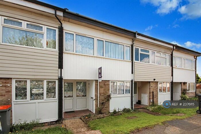 3 Bedroom Terraced House To Rent In St. Lawrence Walk, Wymington, Rushden, NN10