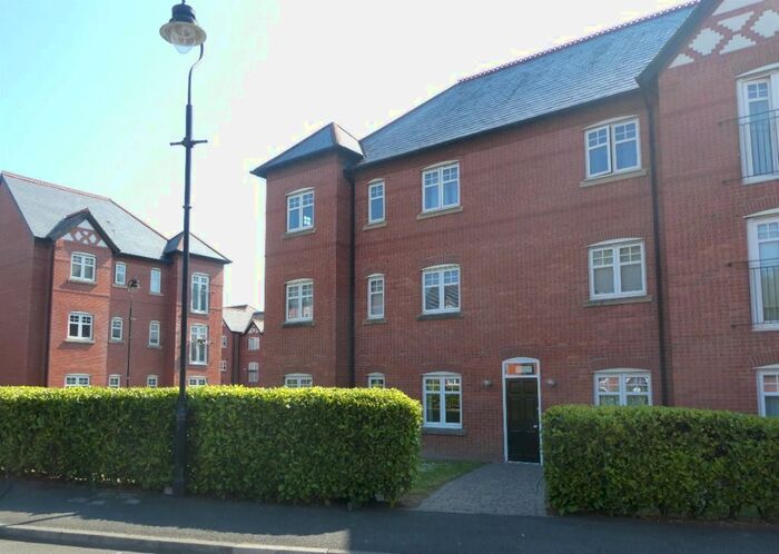 2 Bedroom Flat To Rent In Alden Close, Standish, WN1