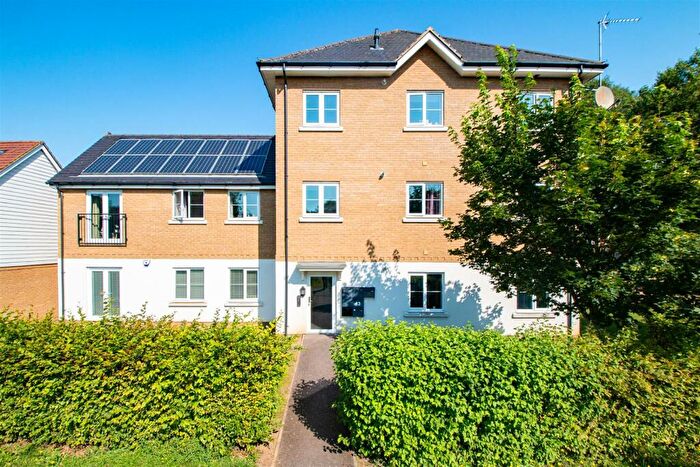 1 Bedroom Apartment To Rent In Lime Kiln Way, Redhouse Park, MK14