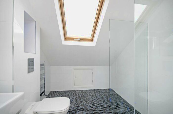 5 Bedroom House To Rent In Temple Fortune, Temple Fortune, London, NW11