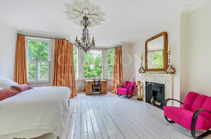 5 Bedroom Terraced House To Rent In Harvist Road, Queen's Park, London, NW6