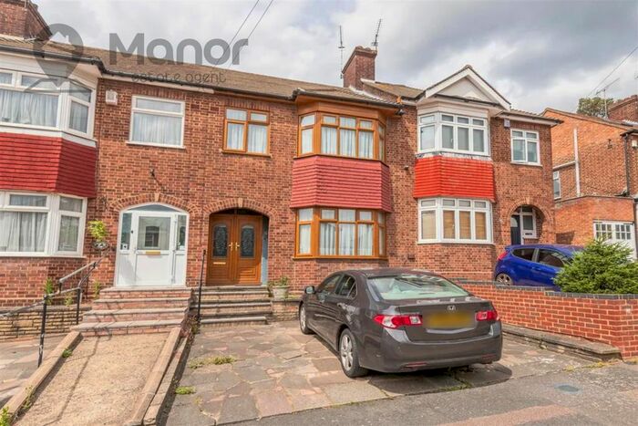 4 Bedroom Terraced House To Rent In Trevose Road, Walthamstow, E17
