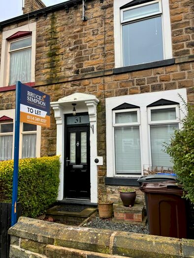 3 Bedroom Terraced House To Rent In Hall Road, Sheffield, S13