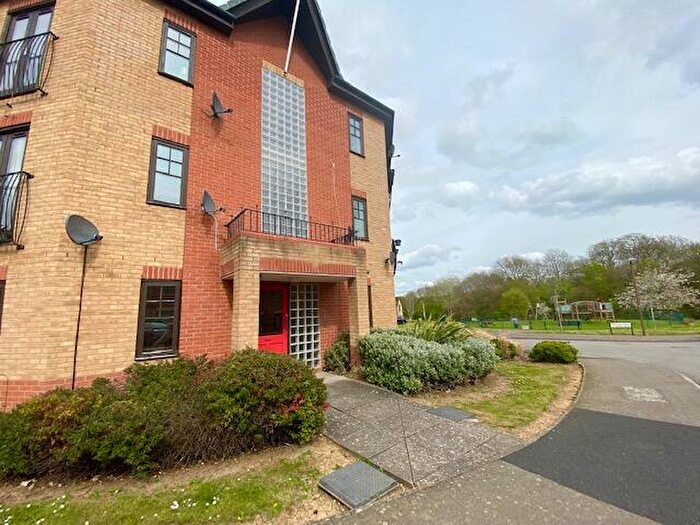 2 Bedroom Flat To Rent In Exbury Lane, Westcroft, Milton Keynes, MK4