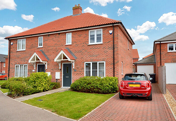 3 Bedroom Semi-Detached House For Sale In Camellia Grove, Louth, LN11