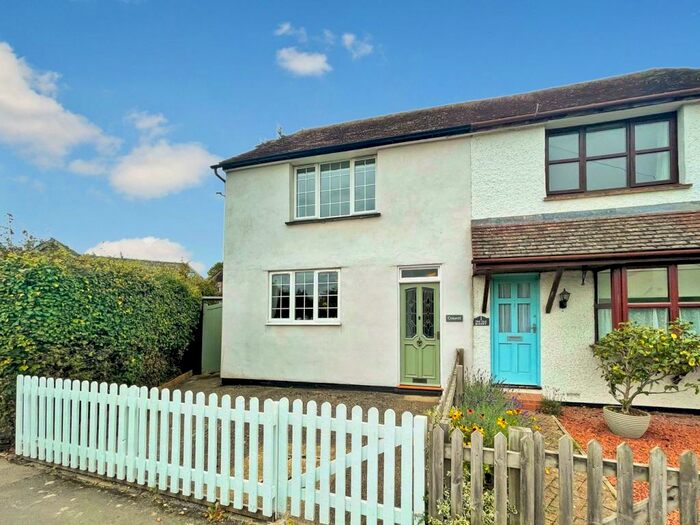 2 Bedroom Semi-Detached House For Sale In Brays Lane, Hyde Heath, Amersham, HP6