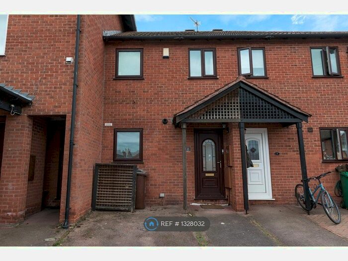 2 Bedroom Terraced House To Rent In River View, Nottingham, NG2