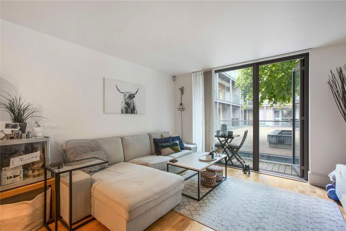 1 Bedroom Flat To Rent In Northstand Apartments, Highbury Stadium Square, London, N5