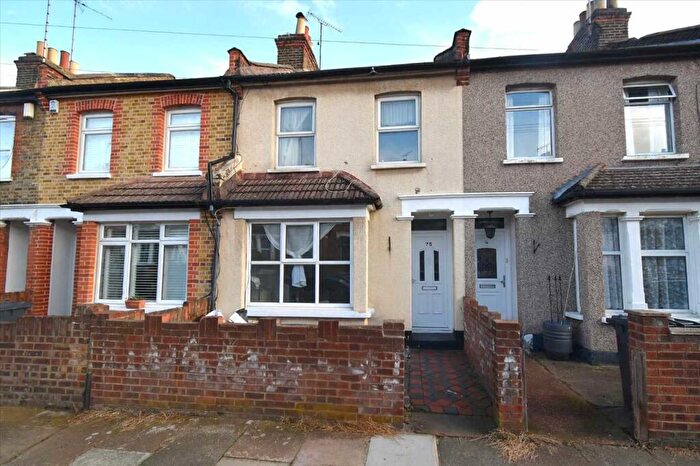 3 Bedroom Terraced House To Rent In Anne Of Cleves Road, Dartford, DA1