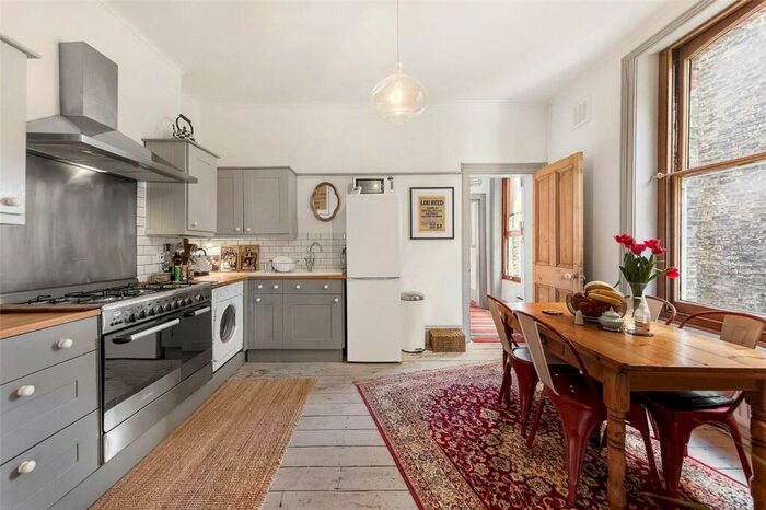 1 Bedroom Apartment To Rent In Woodland Road, London, SE19