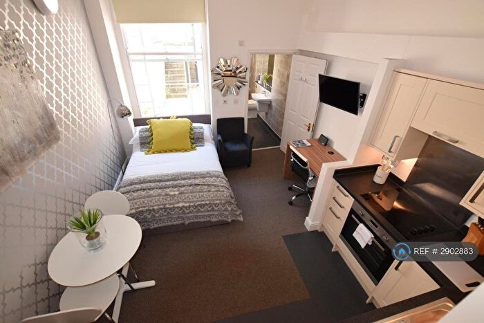 Studio To Rent In Berkeley Square, Bristol, BS8