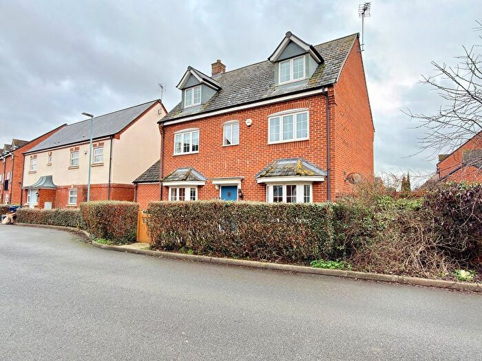 5 Bedroom Detached House For Sale In Feltham Way, Tewkesbury, GL20