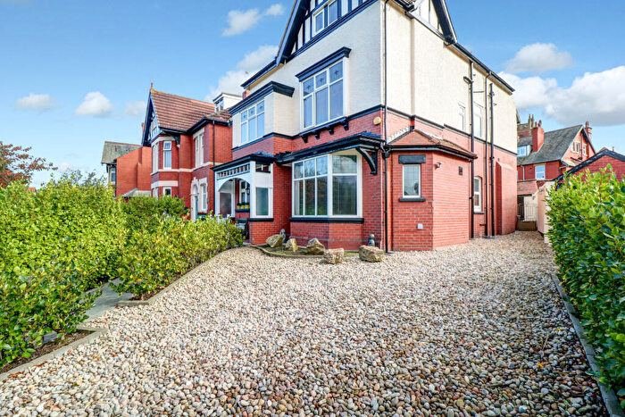 6 Bedroom Detached House For Sale In Bromley Road, Lytham St. Annes, FY8